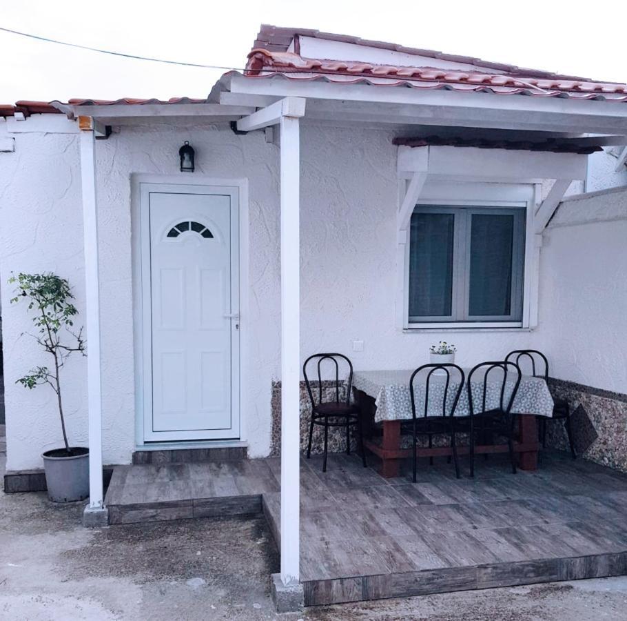 Konstantinos-Elli Rooms Vrasná Exterior foto